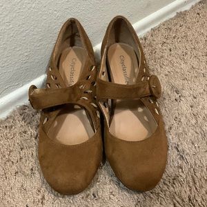 Brown kitten heel